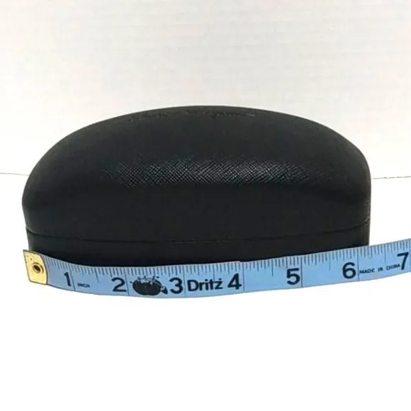 [Salvatore Ferragamo]シグネチャー付きバイザー SALVATORE FERRAGAMO EYEGLASSES OR SUNGLASSES CASE · Whatnot