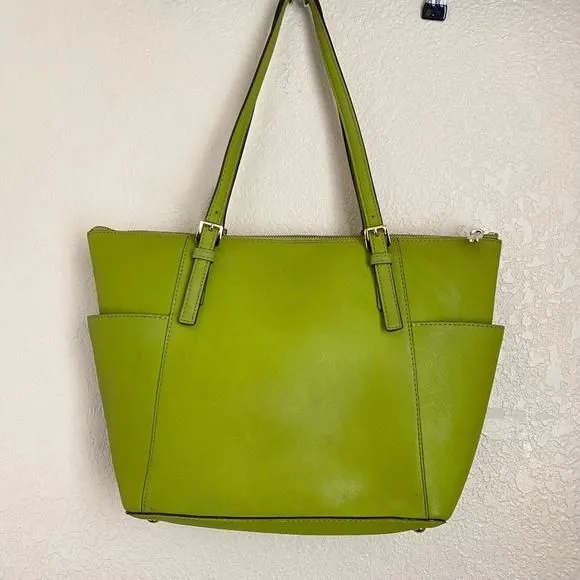 Michael offers Kors lime green leather satchel Crossbody Handbag NWOT