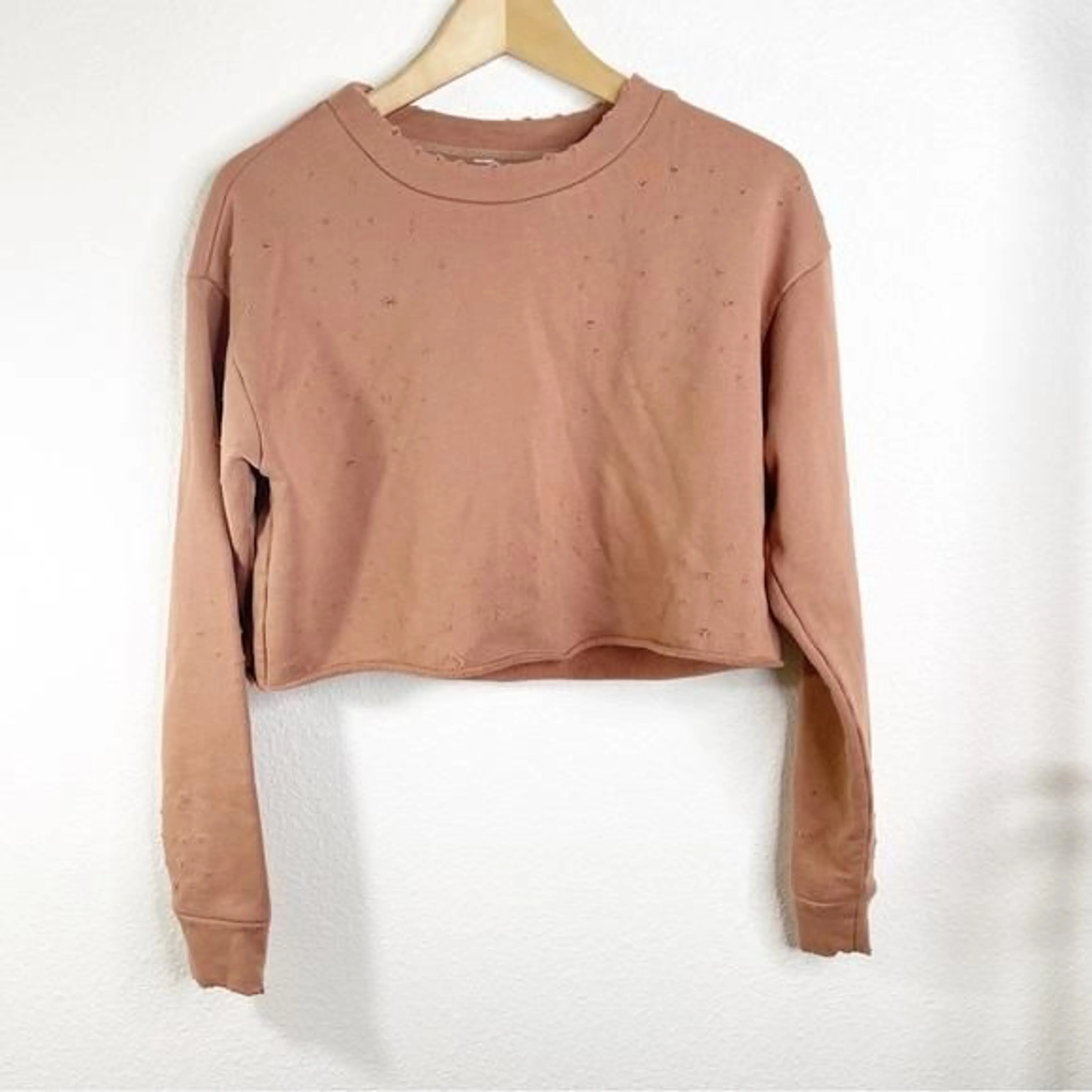 Alo Yoga Distressed Cropped Crew Neck Sweatshirt Rust Brown Size