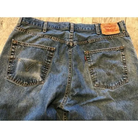 VINTAGE Levi’s 569 Broken In Mens 38 x 30 Light Wash red tag relaxed Jeans  Soft