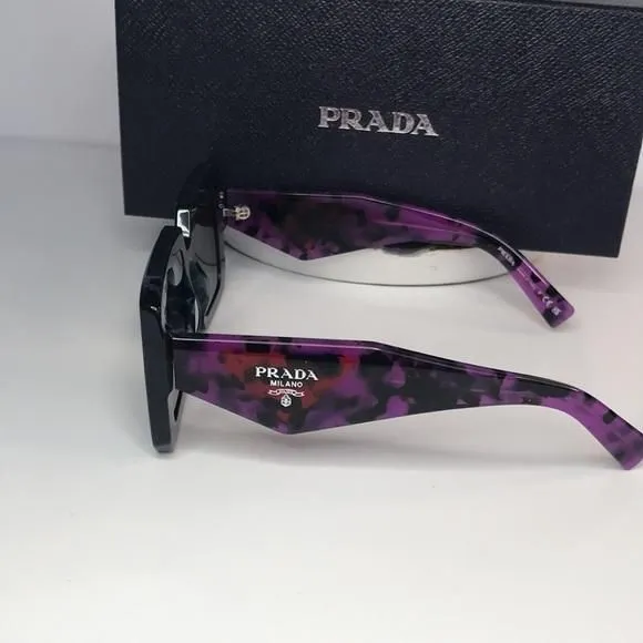 PRADA サングラス SPR58H グレー×ガンメタ 428 PRADA グレー オーバーサイズ サングラス - メルカリ