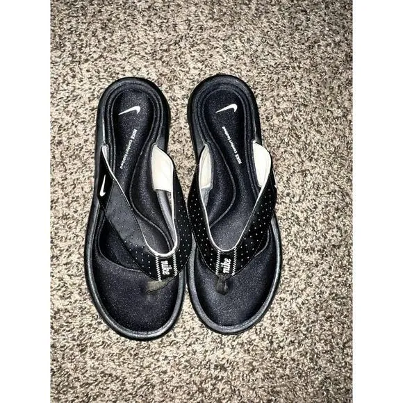 Nike comfort fit flip flops on sale