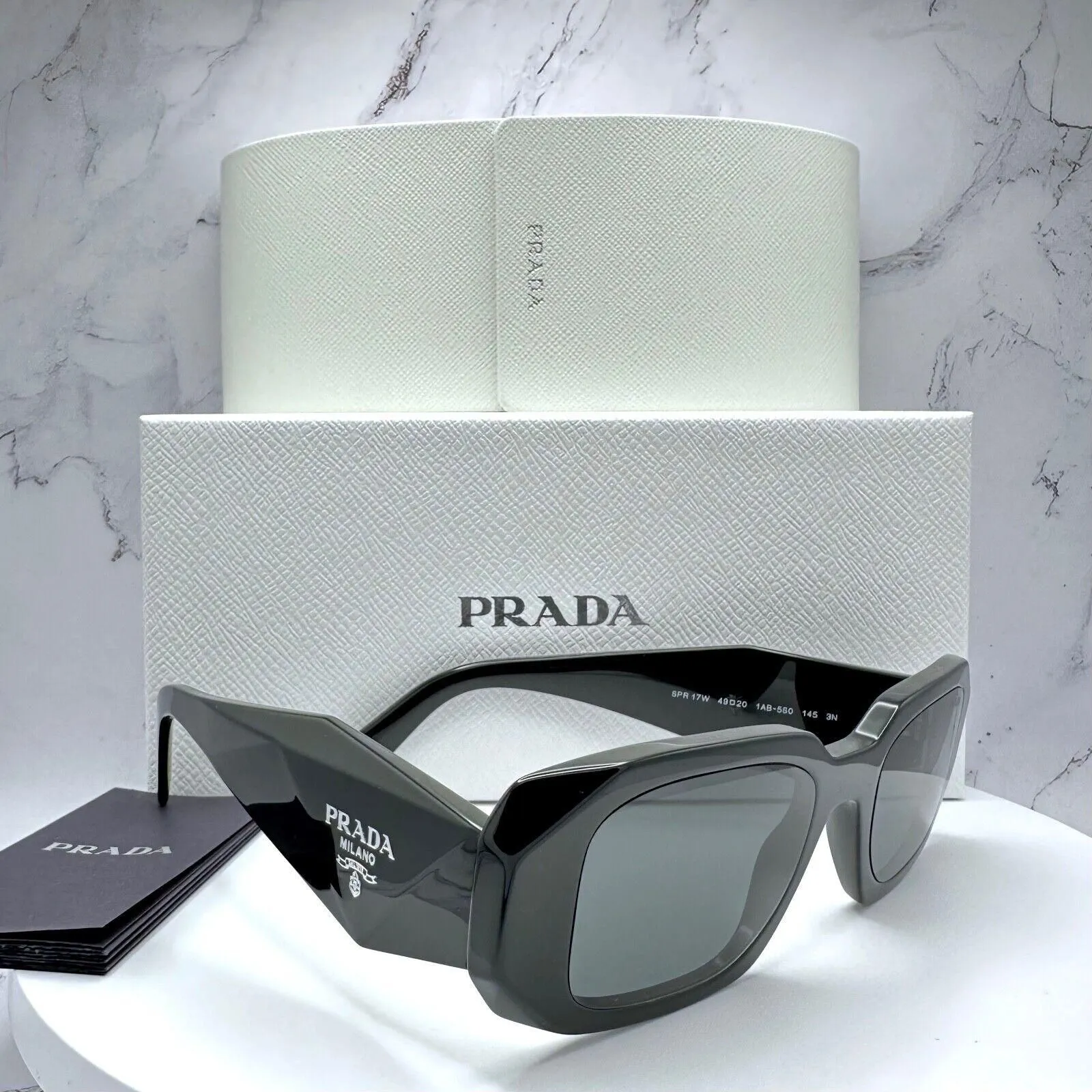 PRADA SYMBOLE サングラス ブラック ケース付き PRADA】シンボル サングラス ロゴ ブラック 関税送料込み (PRADA