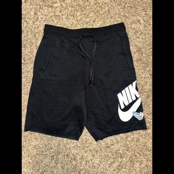 Nike Men s Sportswear Hiker Shorts Black