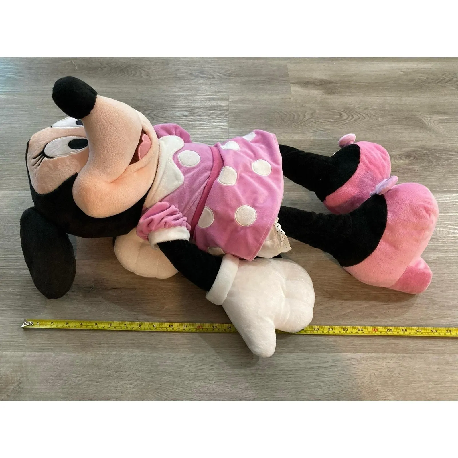 Giant 5ft Plush Minnie Mouse Disney Pink store Dress Shoes vintage VTG jumbo W/ TAGS