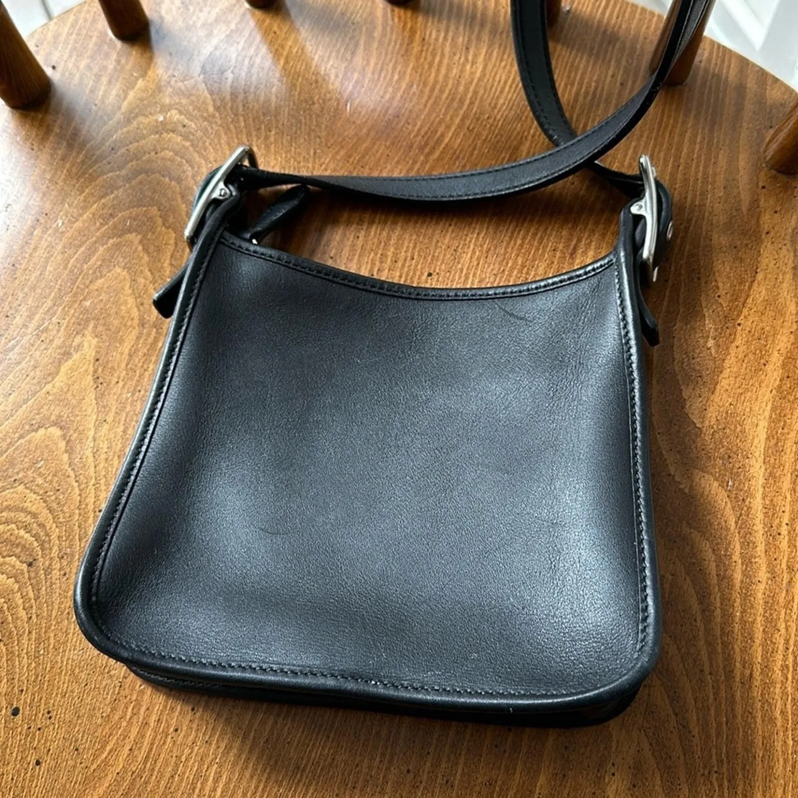 Beautiful vintage black Coach crossbody bag · Whatnot: Shop