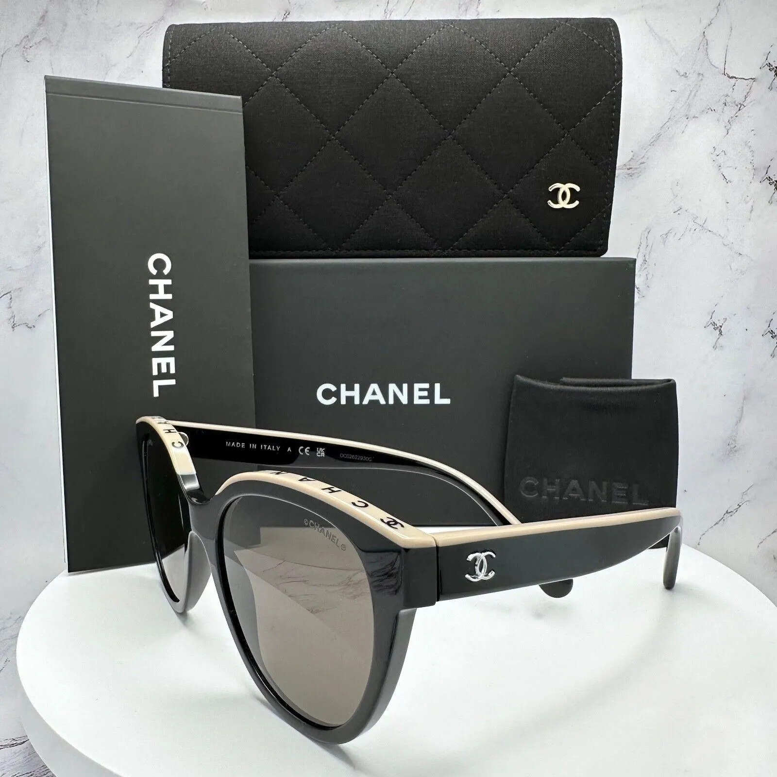 Chanel Black Beige New Sunglasses CHANEL Letter Top Frame