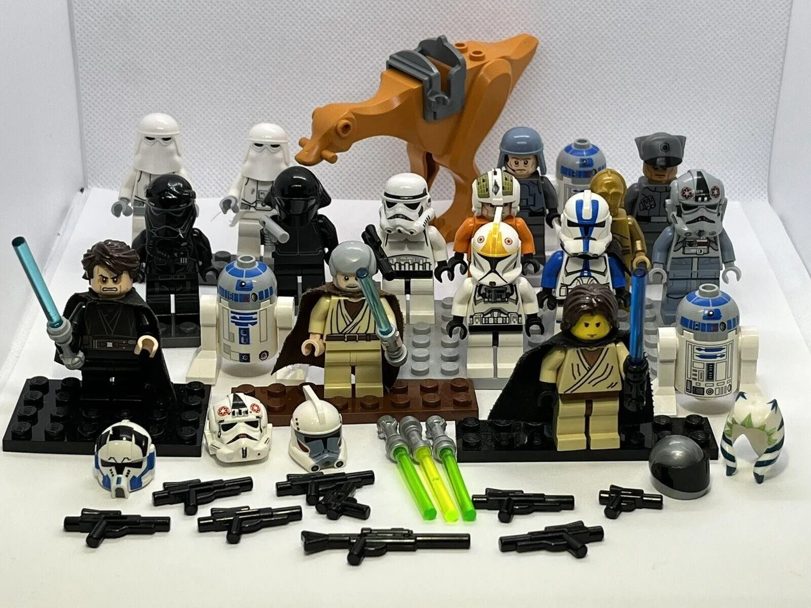 Star sold Wars minifigures lot