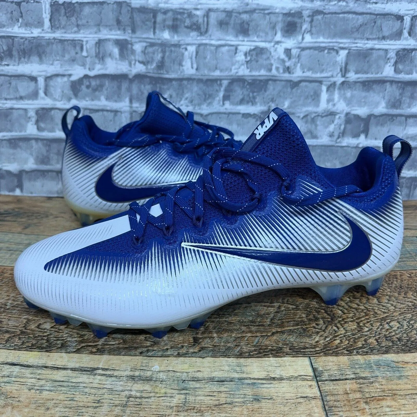 Nike vapor untouchable pro cf football cleats best sale