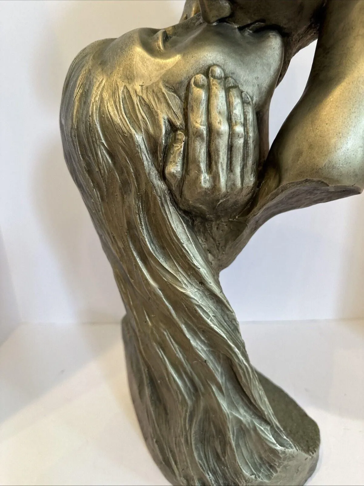 KISSING LOVERS David Fisher Sculpture Austin Productions 20