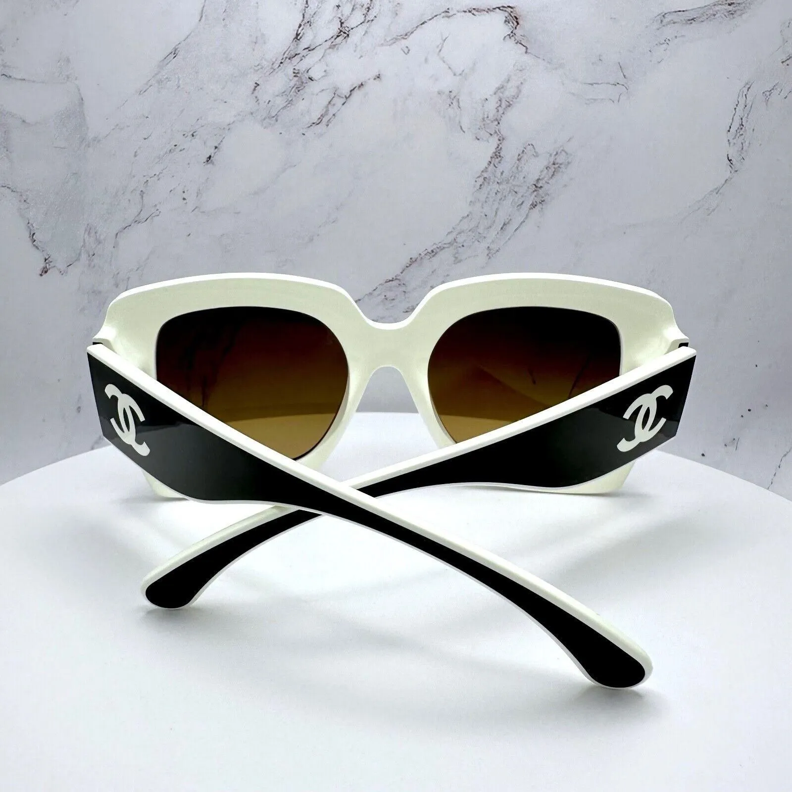 New Chanel Sunglasses Polarized Black White Square CC Logo
