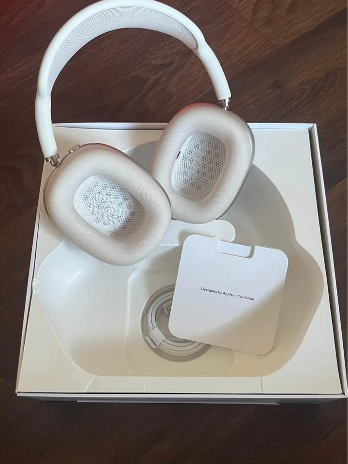 Apple AirPods Max - Starlight | Model A3184 · Whatnot: Shop, Sell