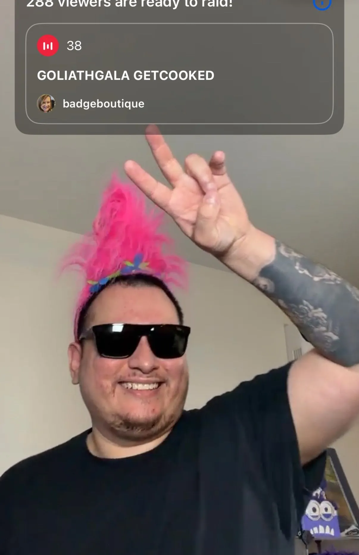 Thumbnail for live show