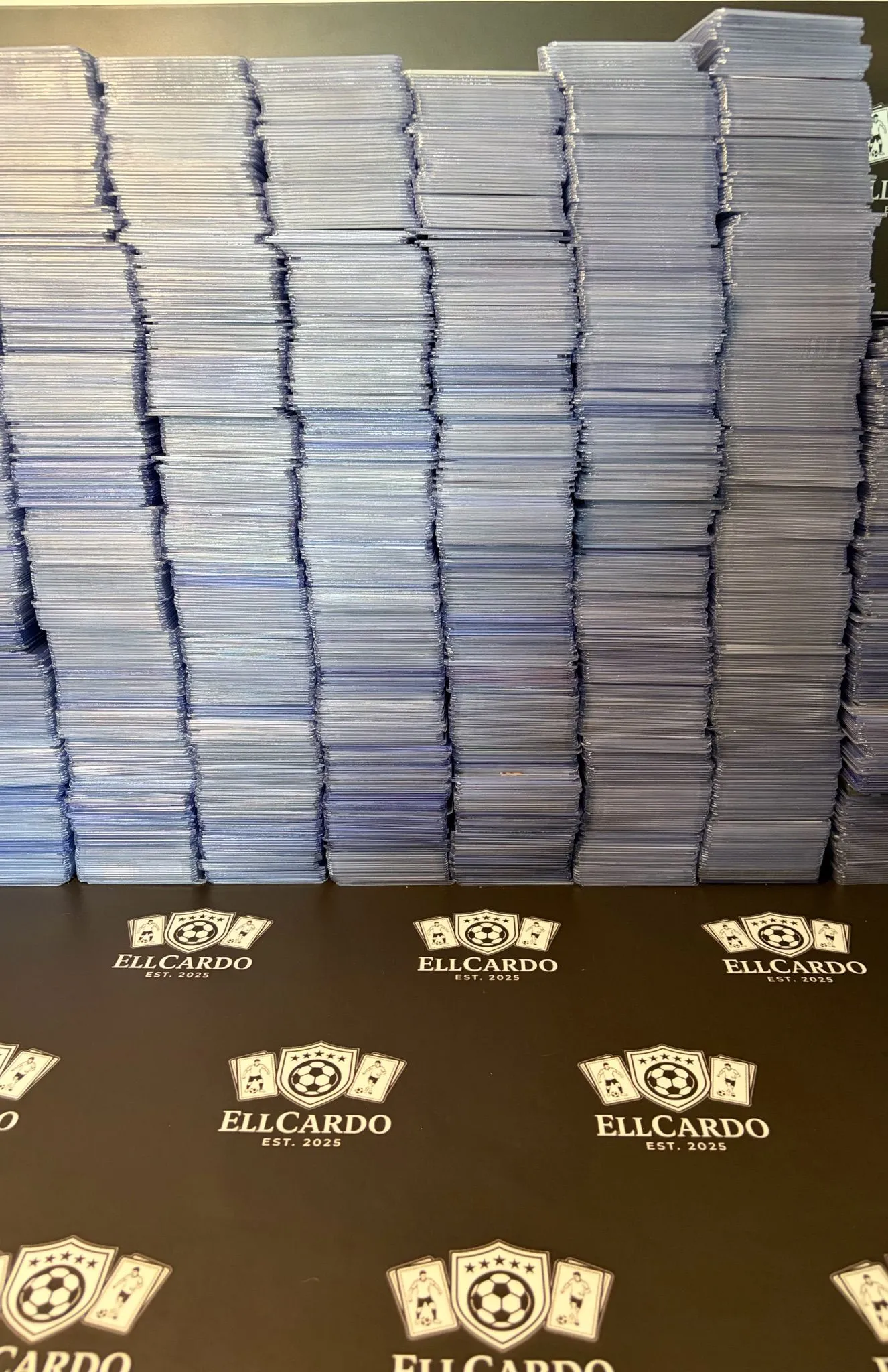 WALL OF SINGLES IS BACK £1 STARTS ON ALL