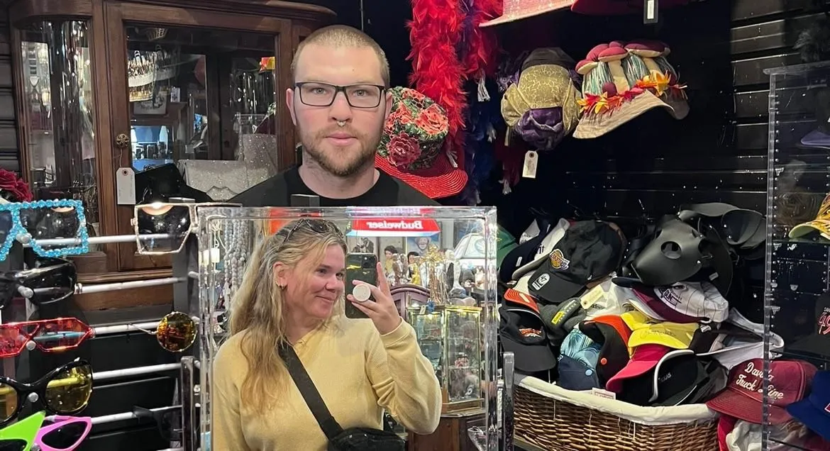 Store Image