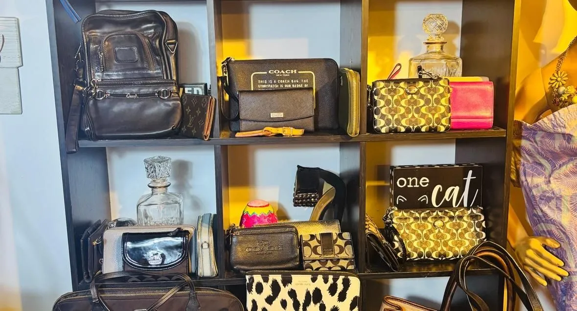 Store Image
