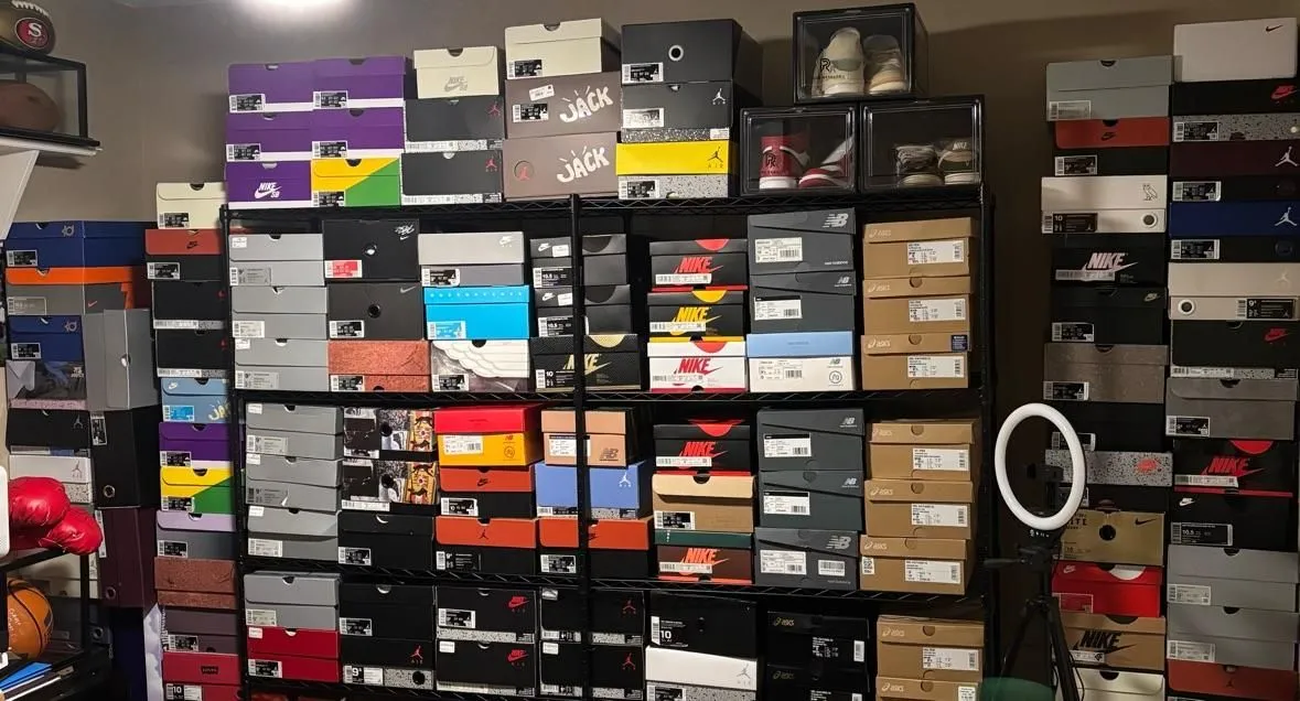 Store Image