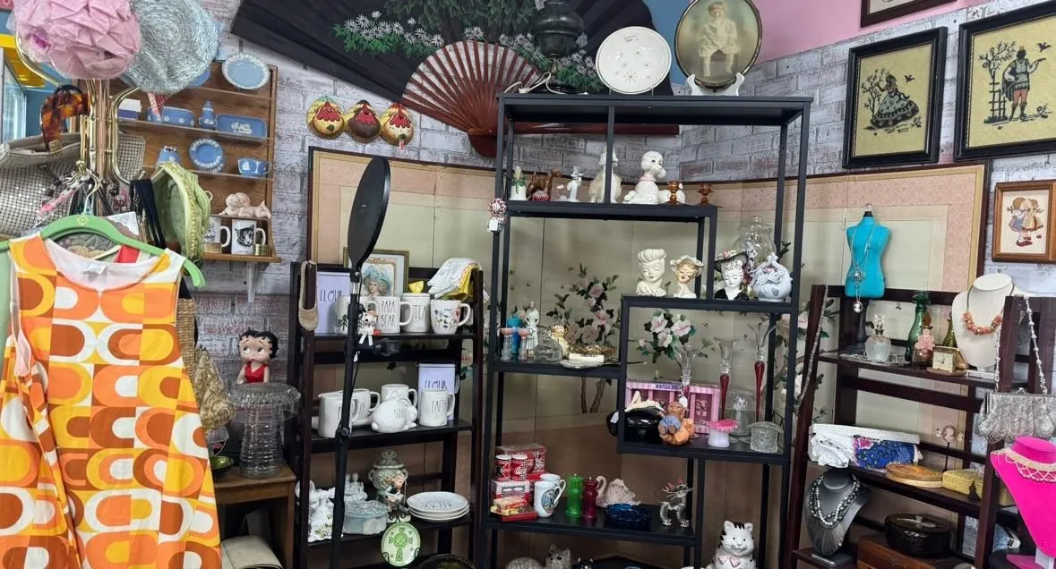 Store Image
