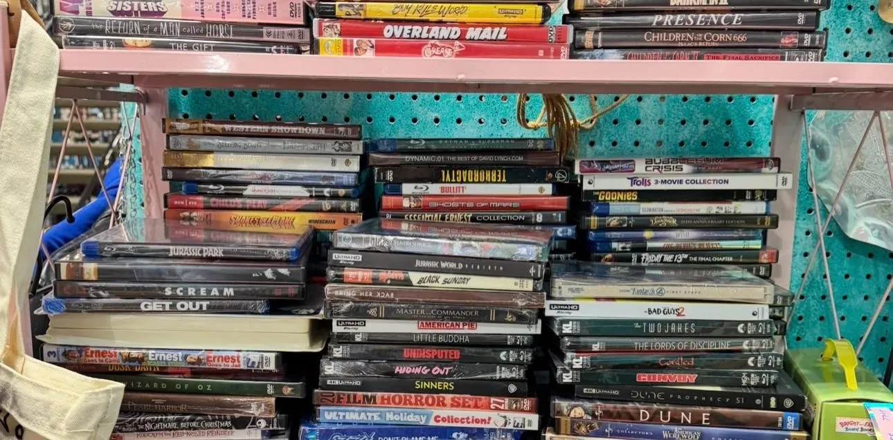 Store Image