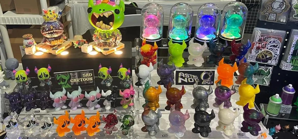 Store Image