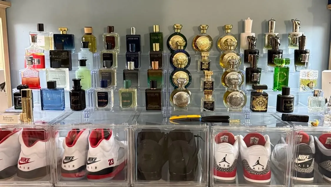 Store Image