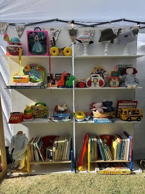 Store Image
