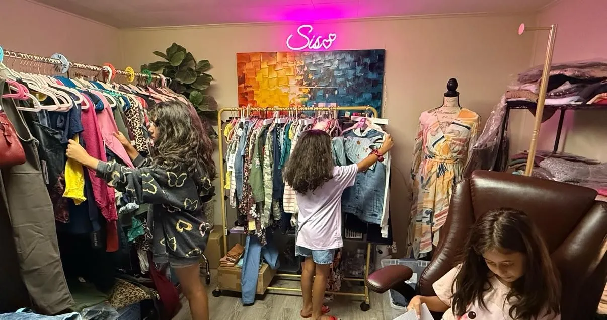 Store Image