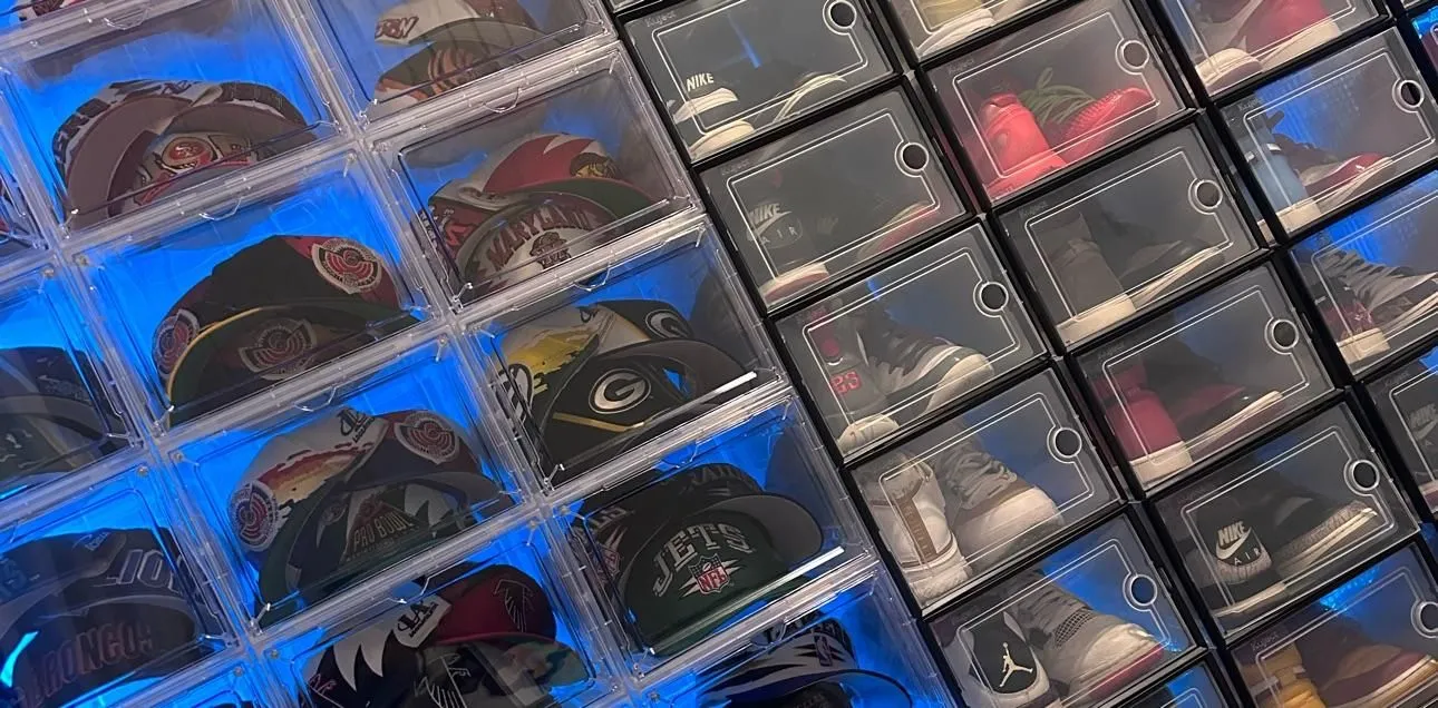 Store Image