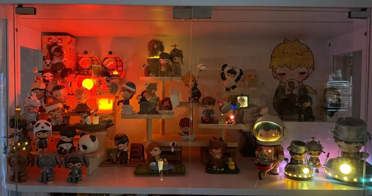 Store Image