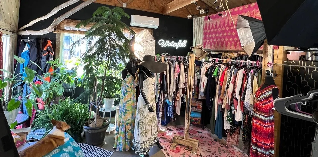 Store Image