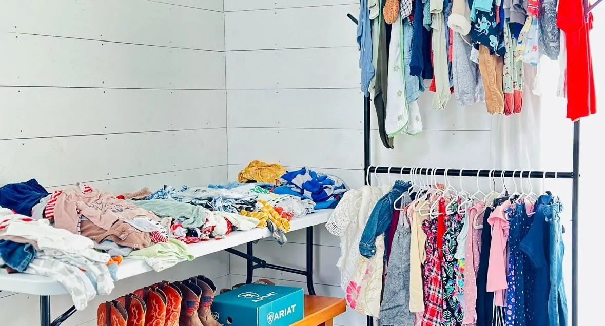 Store Image