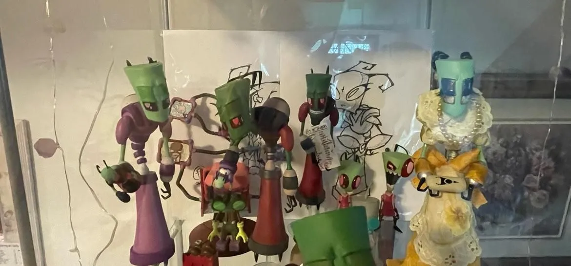 Store Image