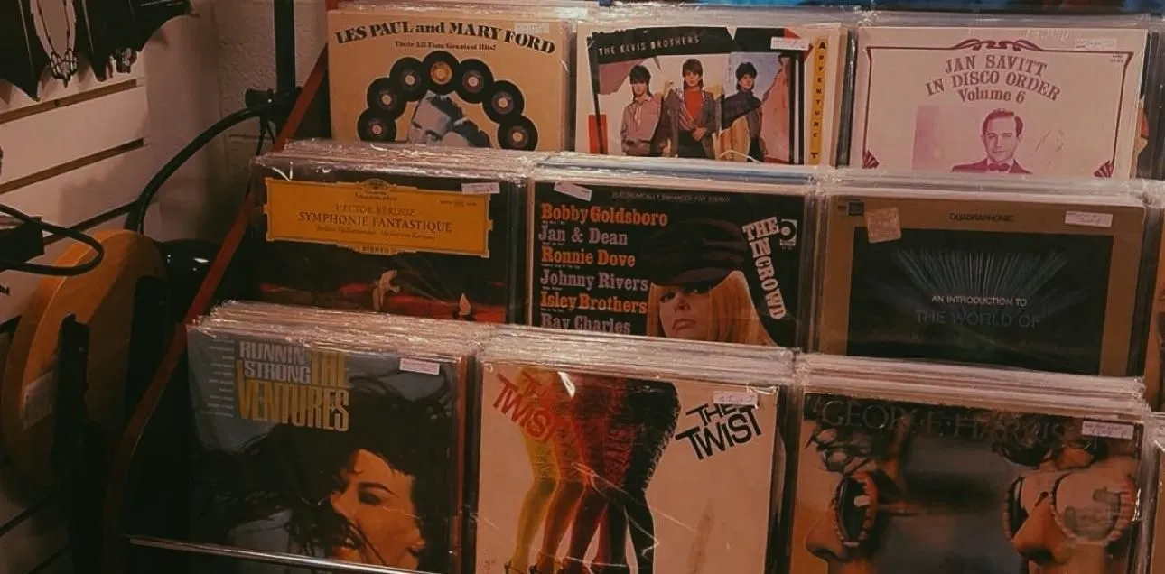 Store Image