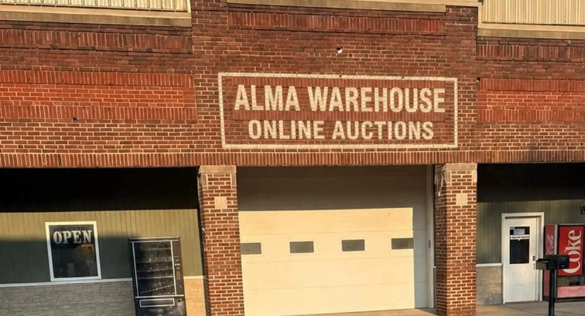 Store Image