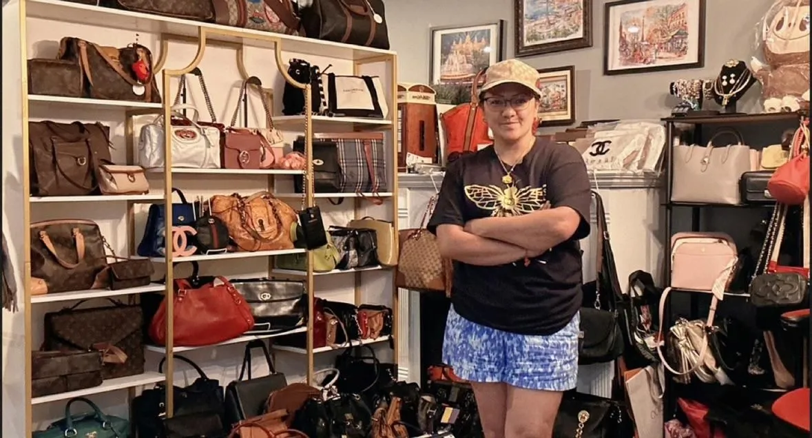 Store Image