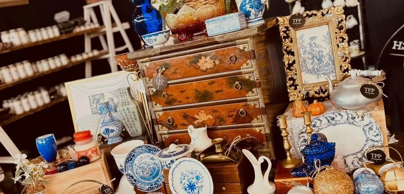Store Image