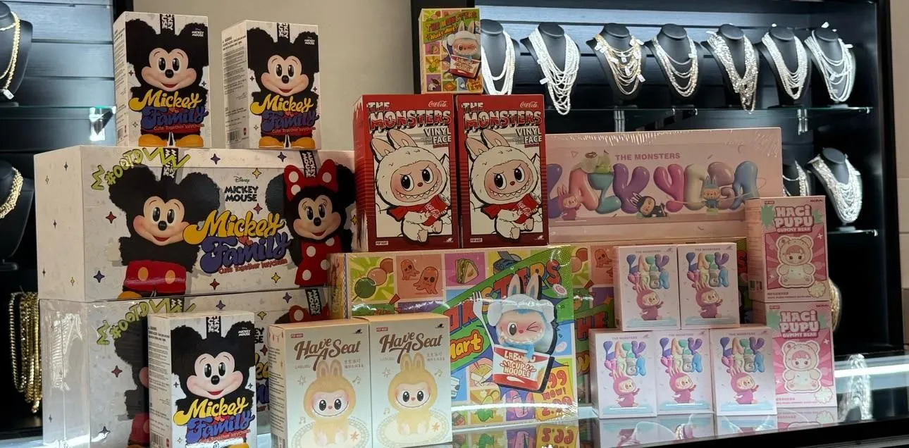 Store Image
