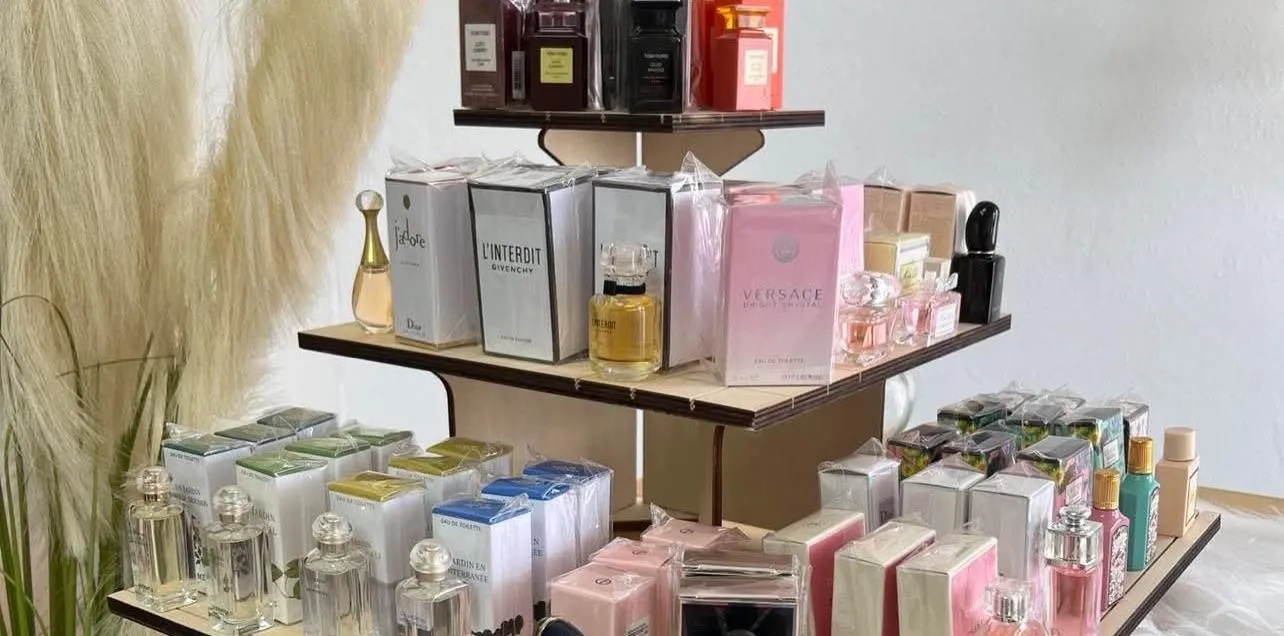 Store Image