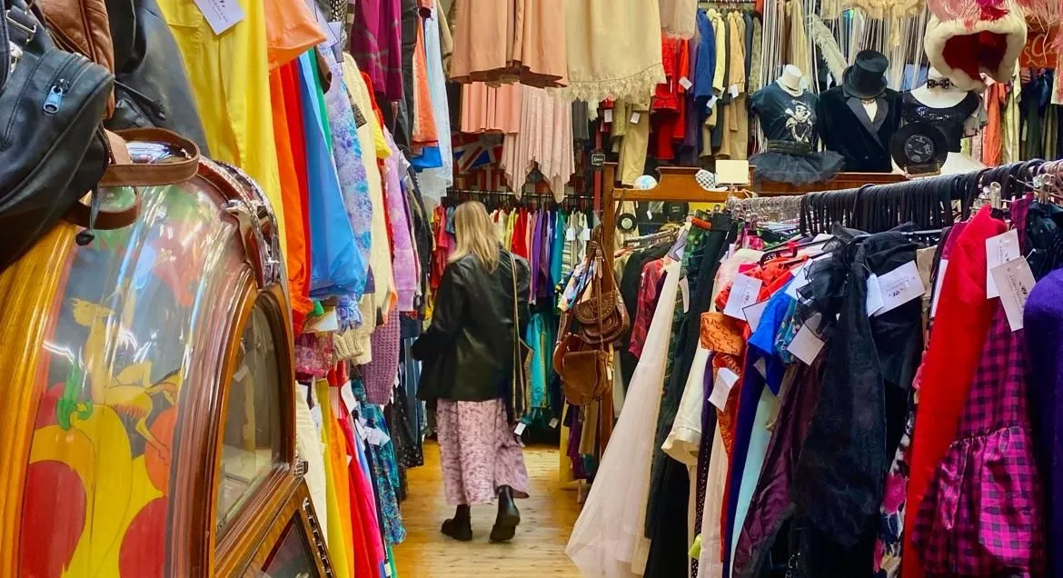 Store Image