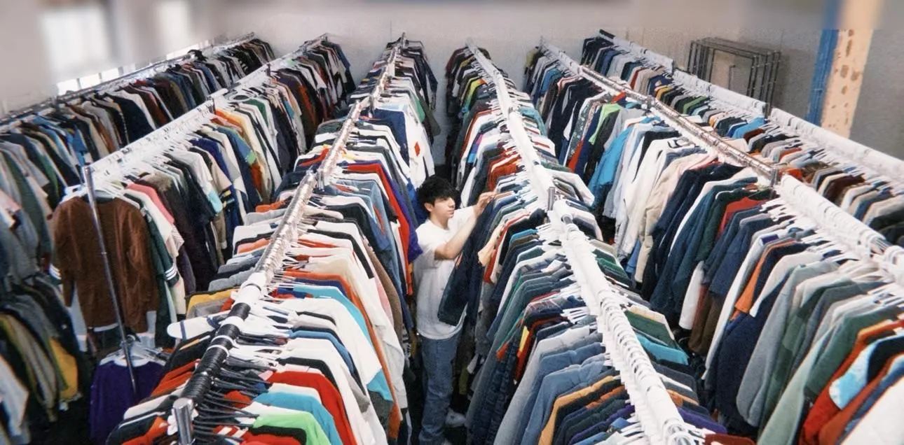 Store Image