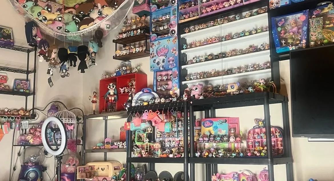 Store Image