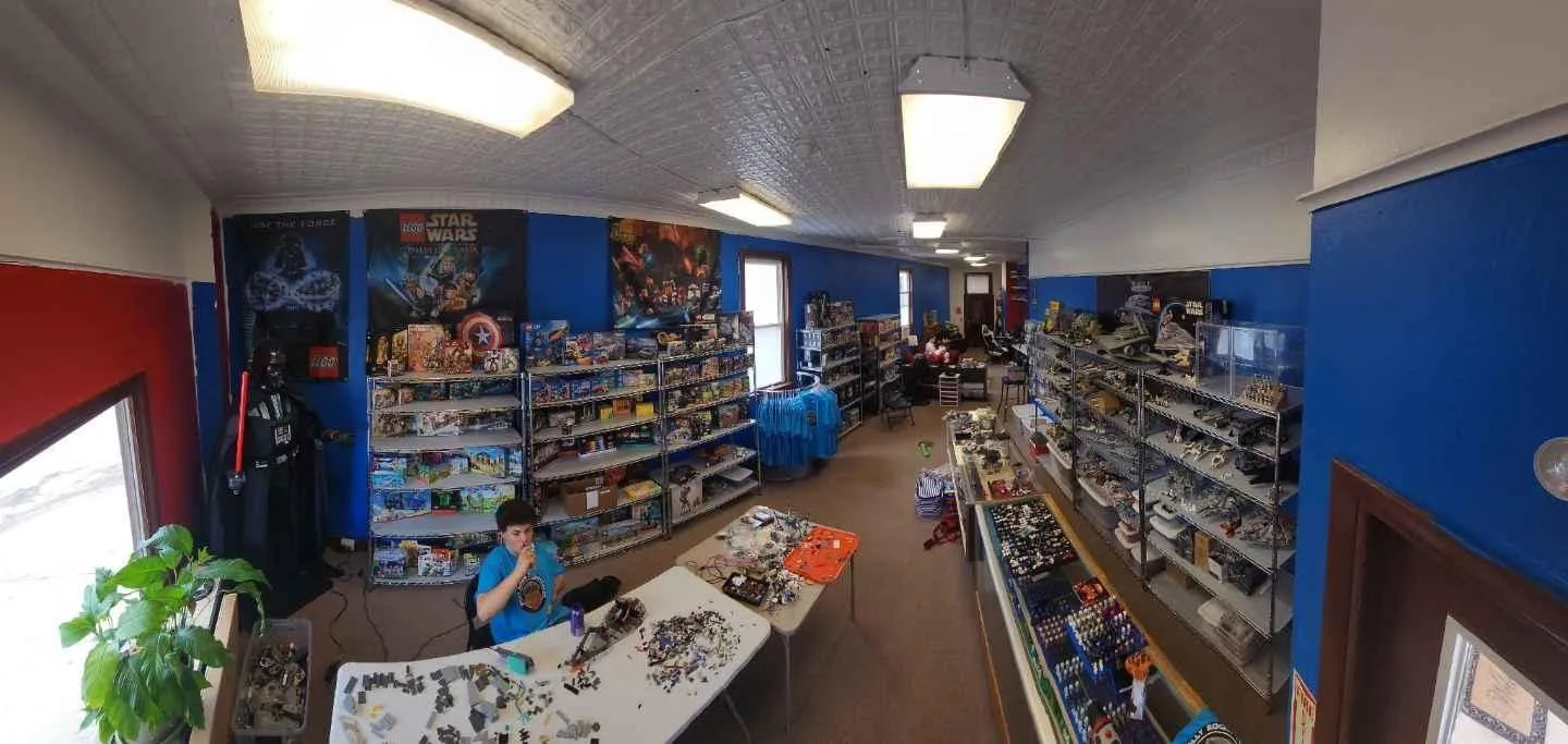Store Image