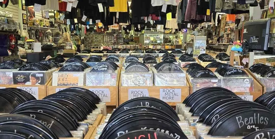 Store Image