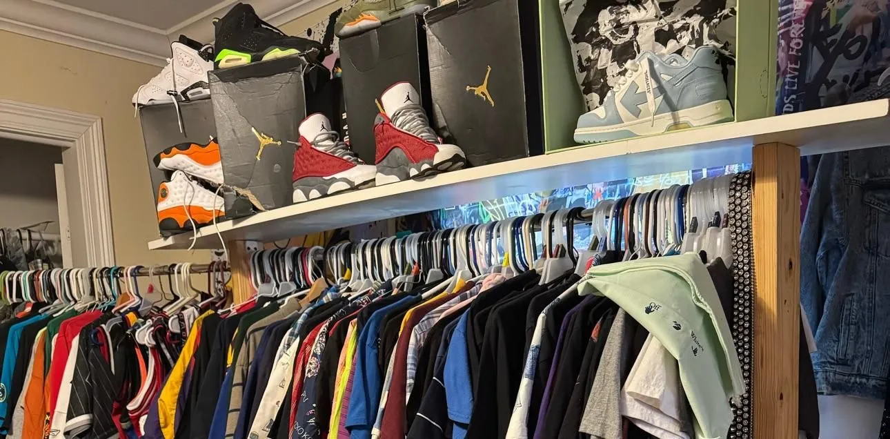 Store Image