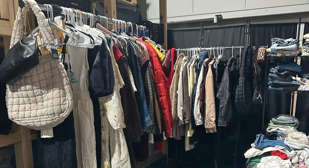 Store Image