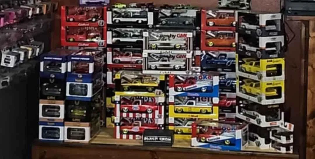 Store Image
