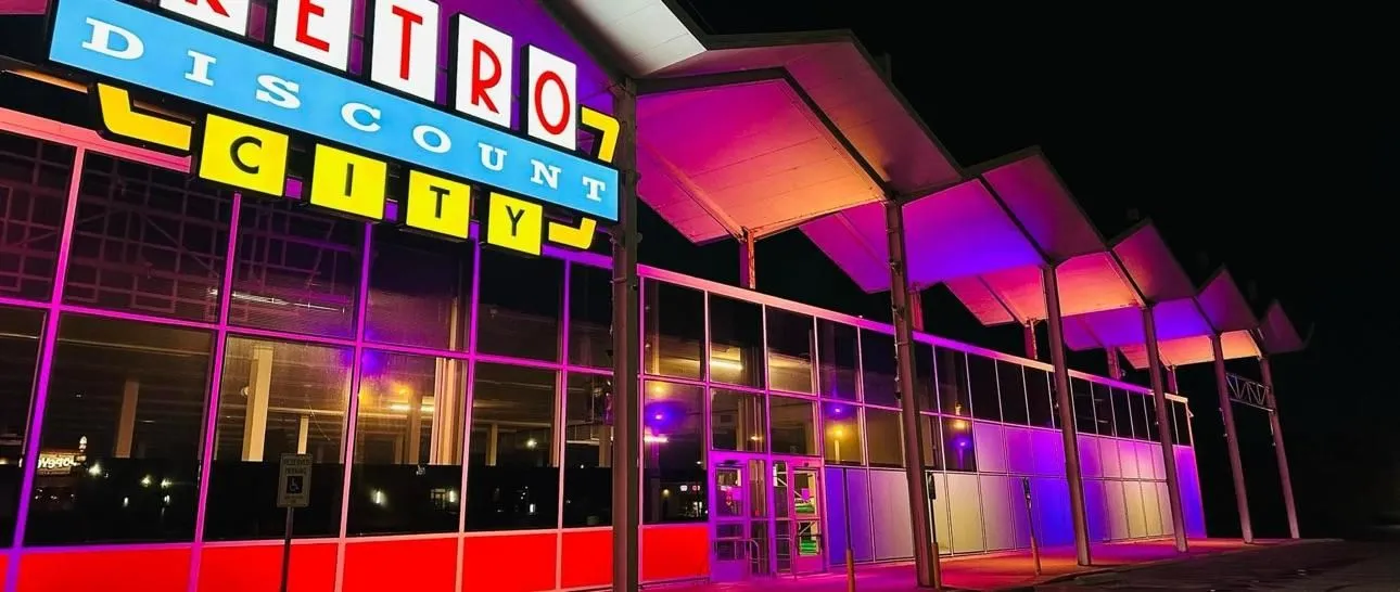 Store Image