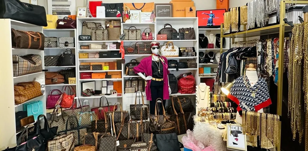 Store Image