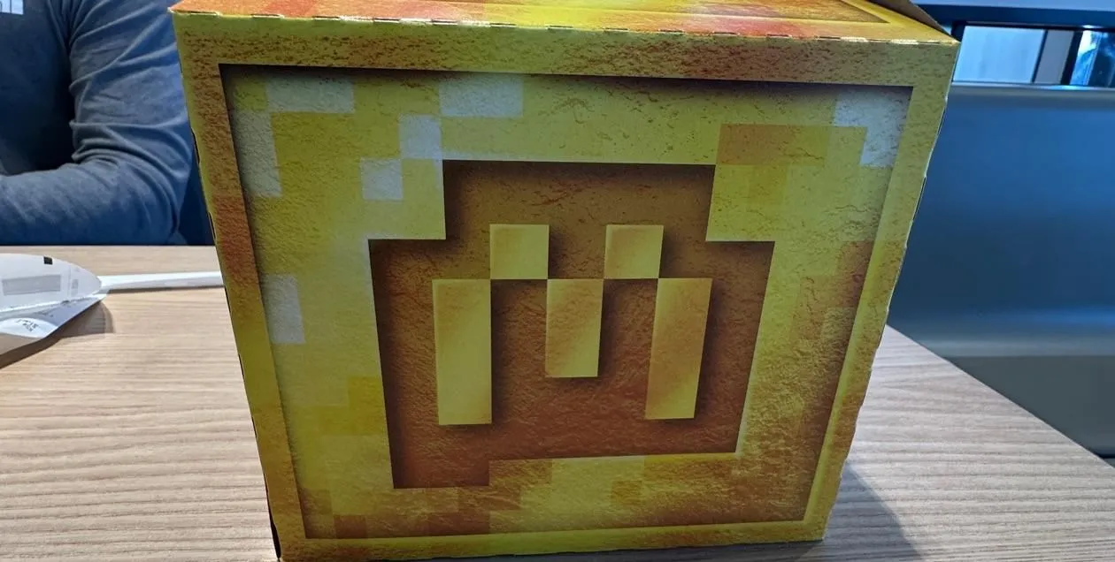 Store Image