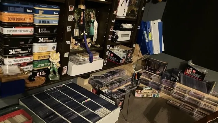 Store Image